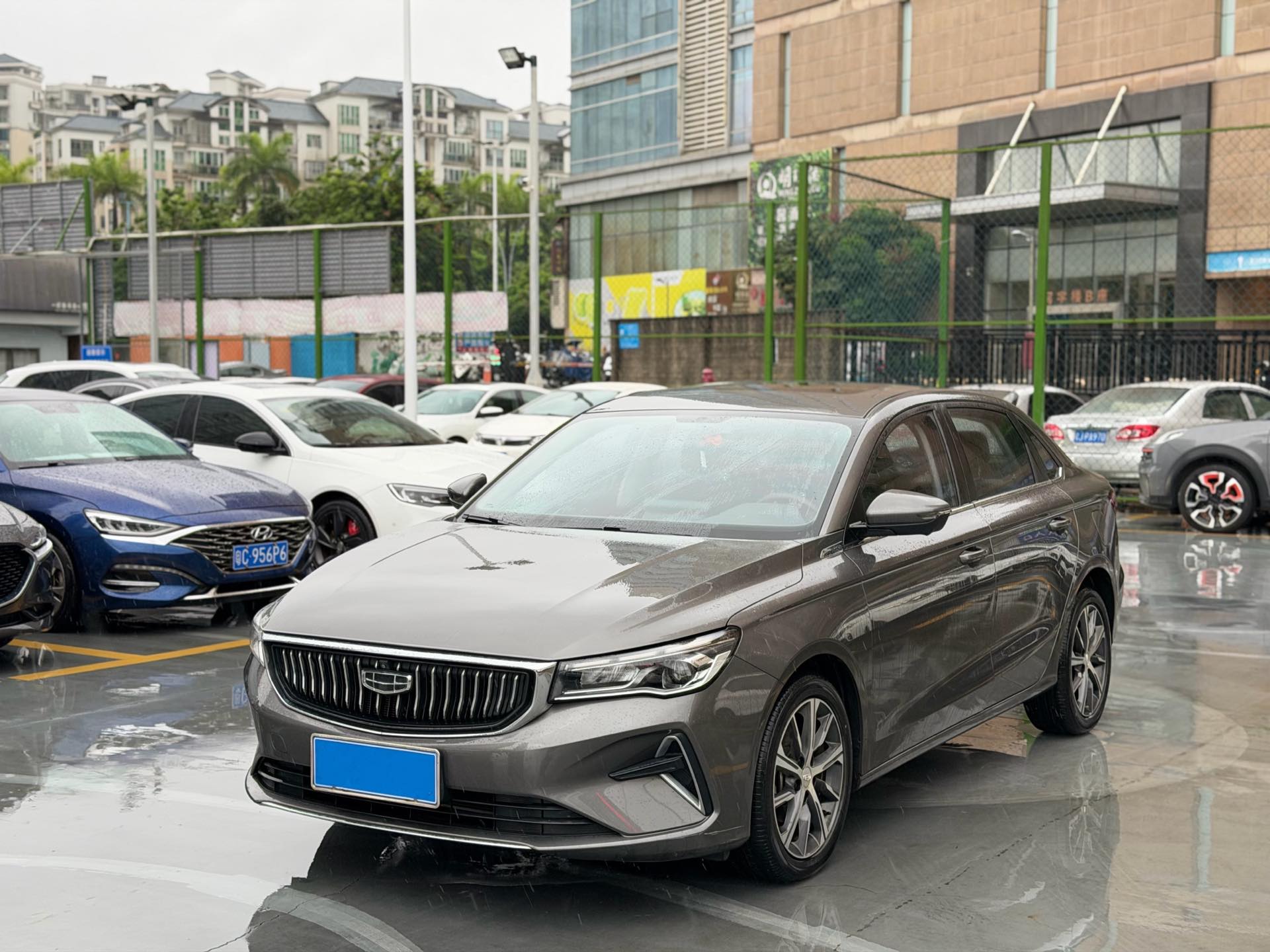 GEELY Emgrand 2023 GEELY Emgrand 2023 immagine di auto