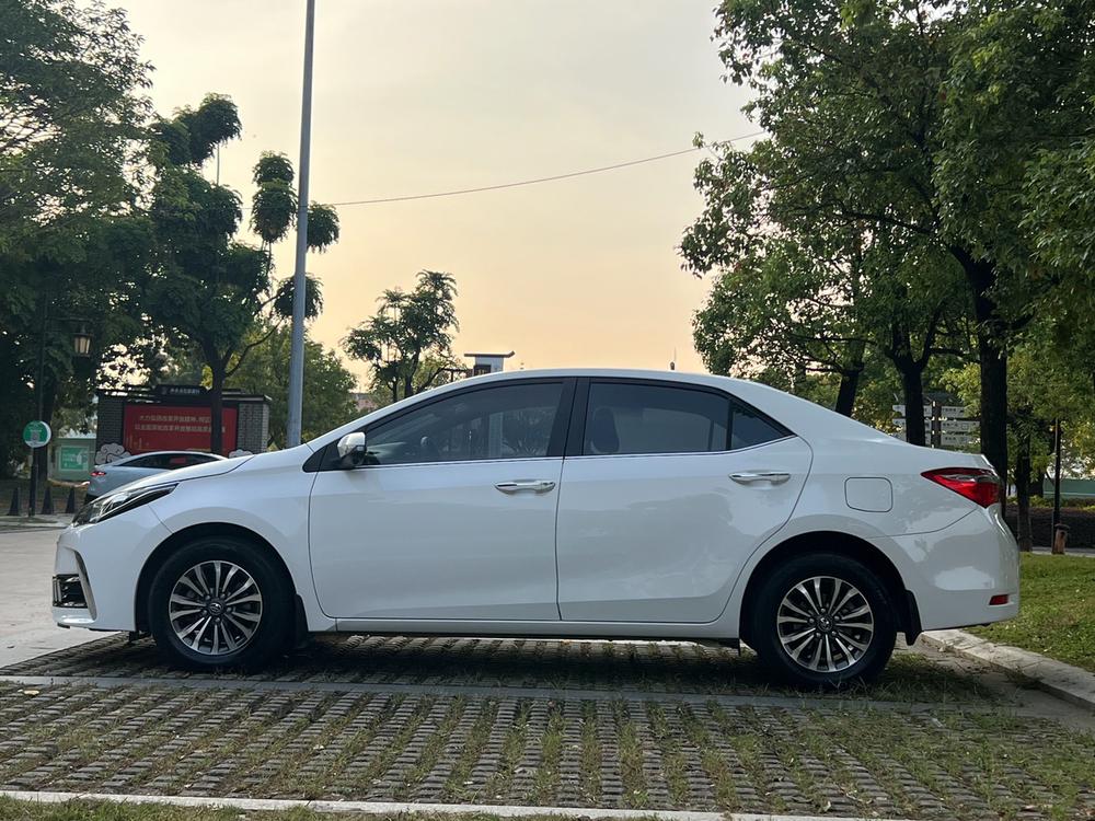 Toyota Corolla 2018 car image #4
