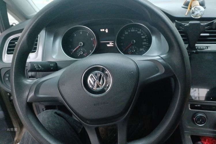 Volkswagen Golf 2016 car image #12