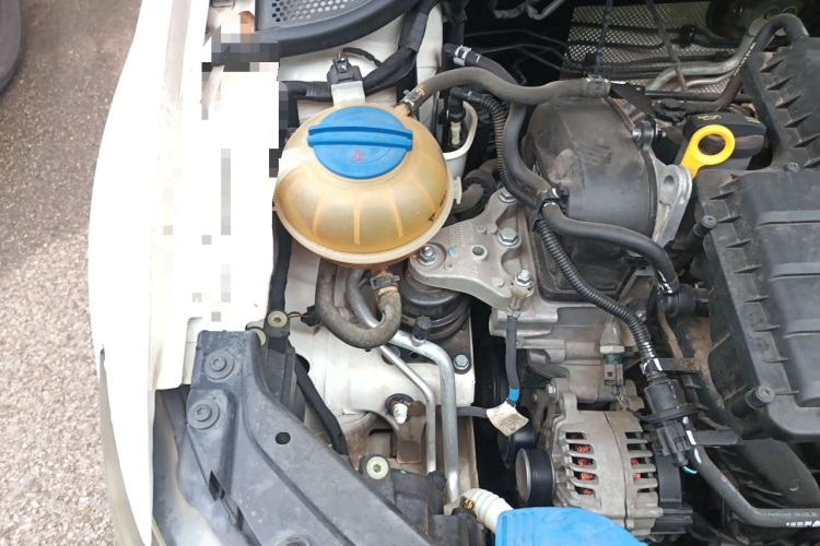 Volkswagen Polo 2018 car image #24