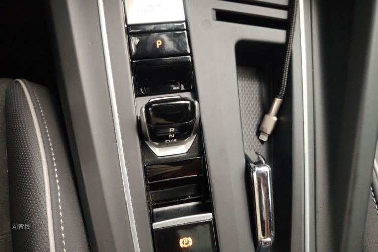 Volkswagen Golf 2021 صورة سيارة #16