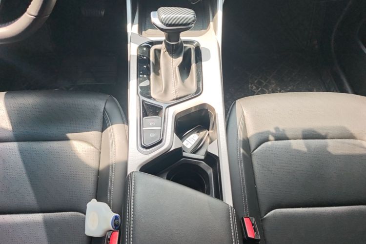 GEELY Emgrand 2024 car image #14
