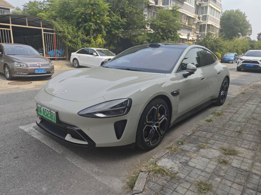 MI SU7 2025 MI SU7 2025 car image