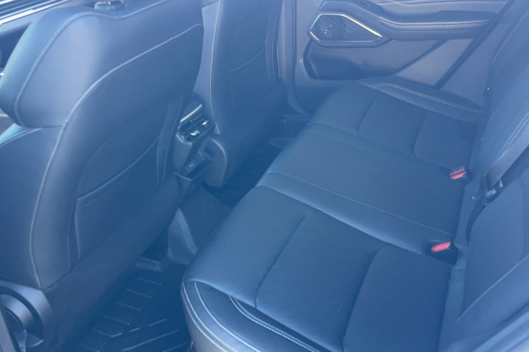 GEELY Emgrand 2021 #10 GEELY Emgrand 2021 car image #10