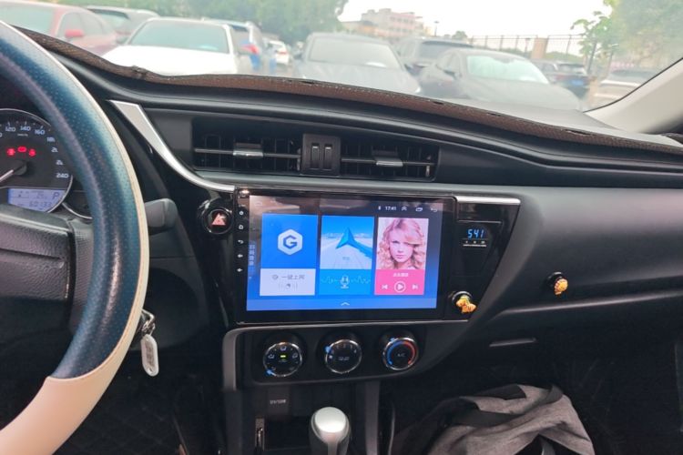 Toyota Corolla 2019 car image #13