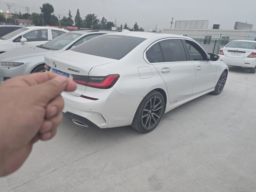 BMW 3 Series 2021 car image #4