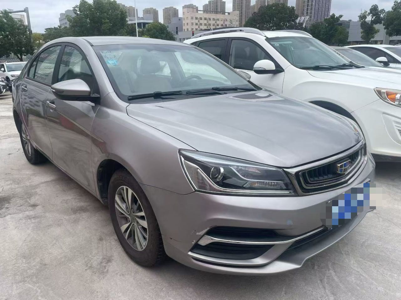 GEELY Emgrand 2019 #3 GEELY Emgrand 2019 car image #3