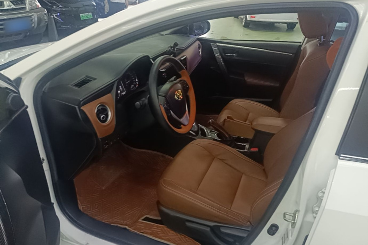 Toyota Corolla Hybird E+ 2019 image de voiture #15