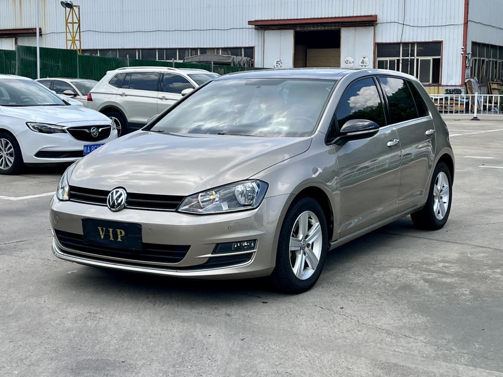 Volkswagen Golf 2017 car image 