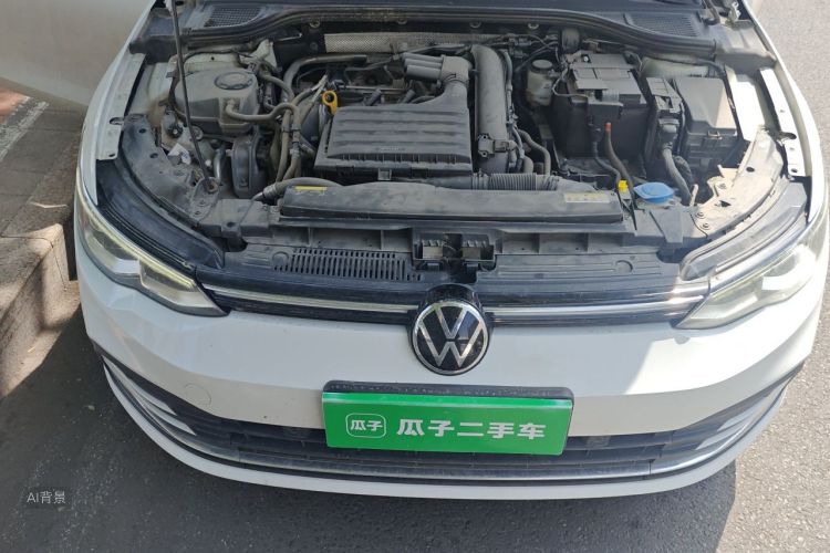 Volkswagen Golf 2021 car image #22