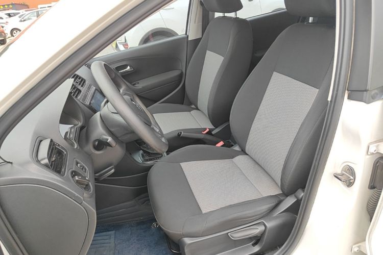 Volkswagen Polo 2018 #15 Volkswagen Polo 2018 car image #15