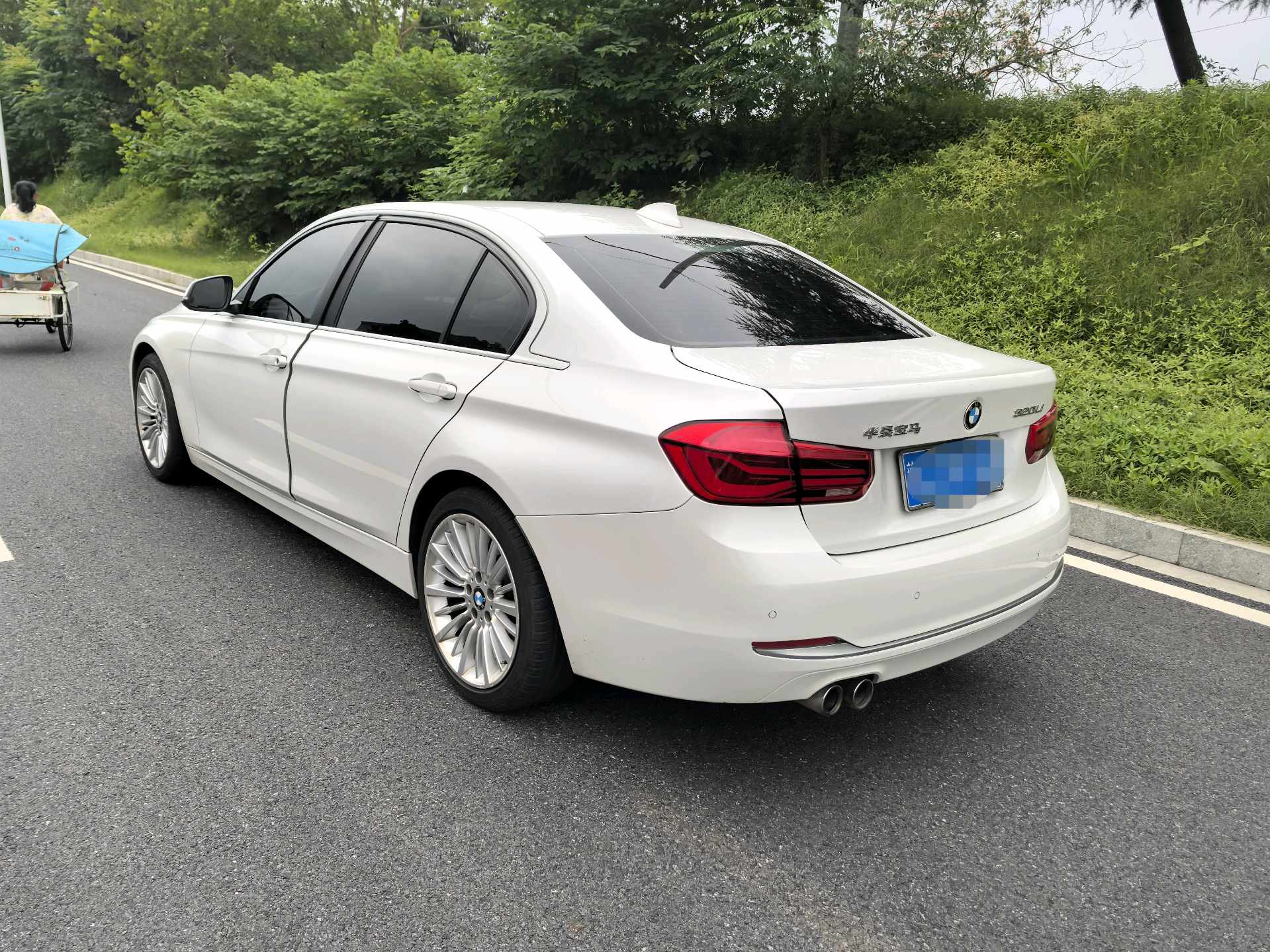 BMW 3 Series 2018 car image #4