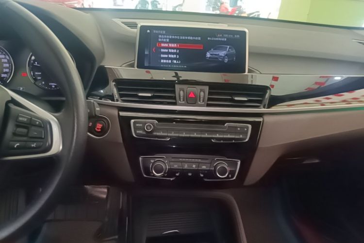 BMW X1 2019 car image #17