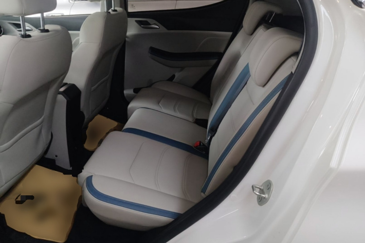 BYD Yuan Pro 2023 car image #17