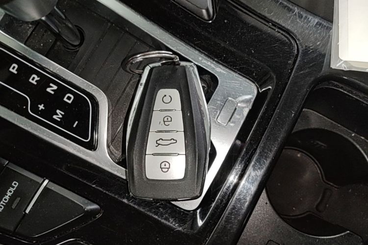 GEELY Emgrand GS 2020 car image #9