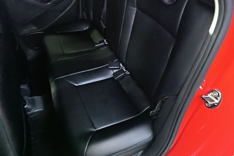 Volkswagen Polo 2016 car image #17