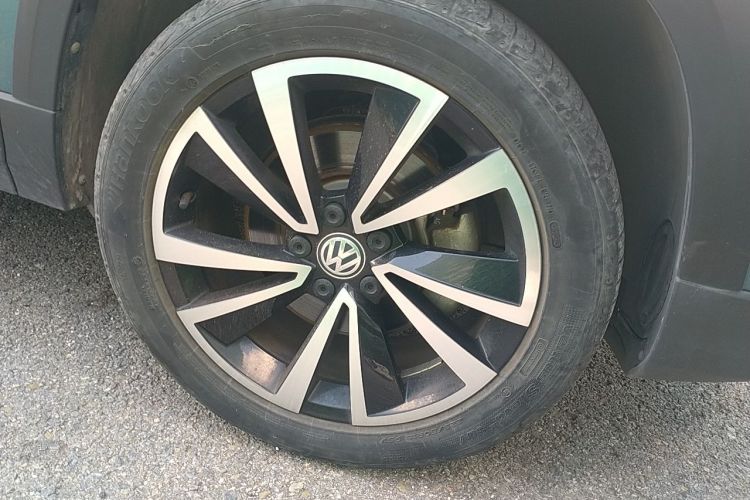 Volkswagen Tharu 2020 car image #9