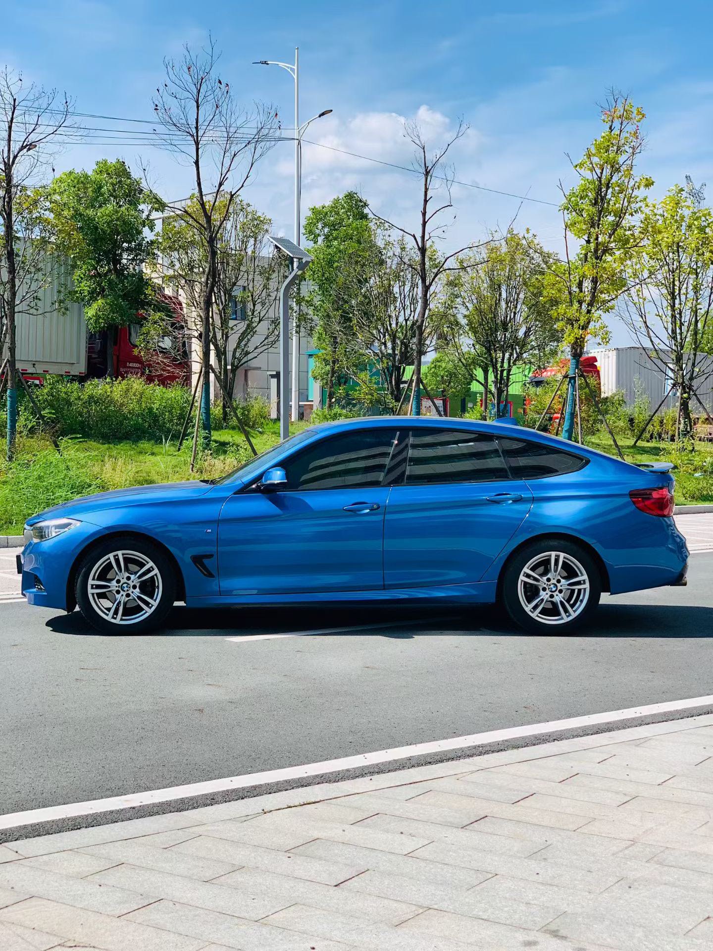 BMW 3 Series GT 2021 car image #3