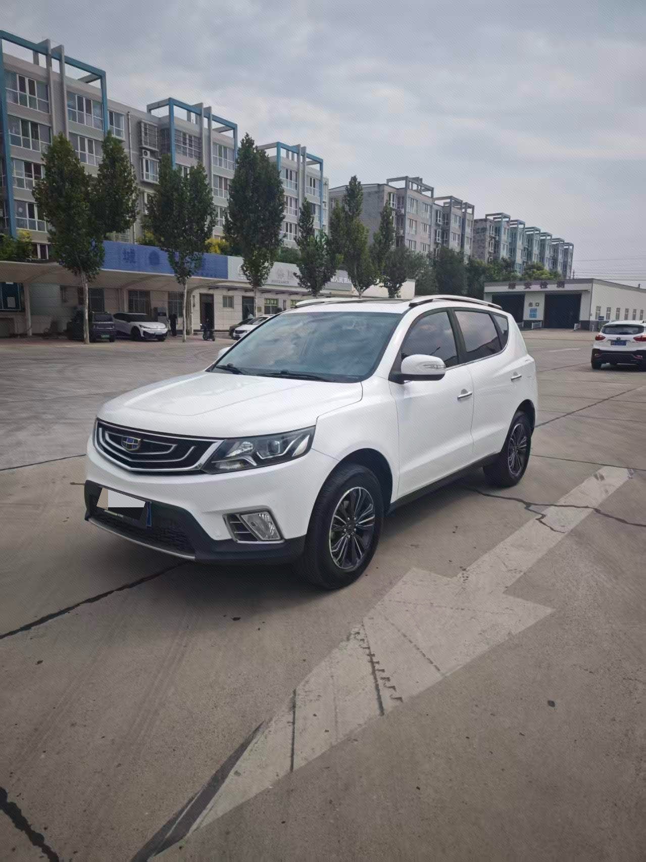 GEELY Vision X6 2017 GEELY Vision X6 2017 صورة سيارة