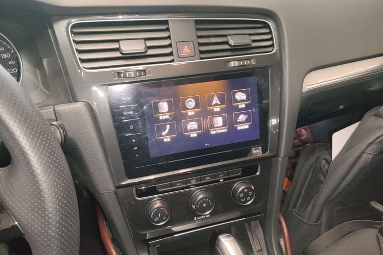 Volkswagen Golf 2020 immagine di auto #13