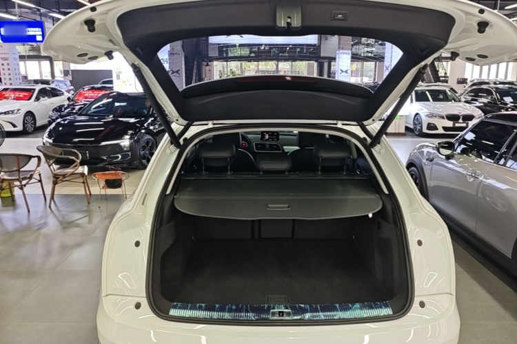 Audi Q3 2018 #24 Audi Q3 2018 car image #24
