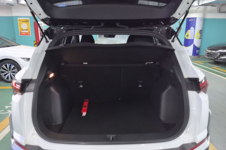 GEELY Coolray 2025 car image #21