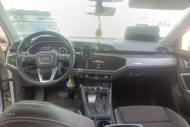Audi Q3 2019 #11 Audi Q3 2019 car image #11
