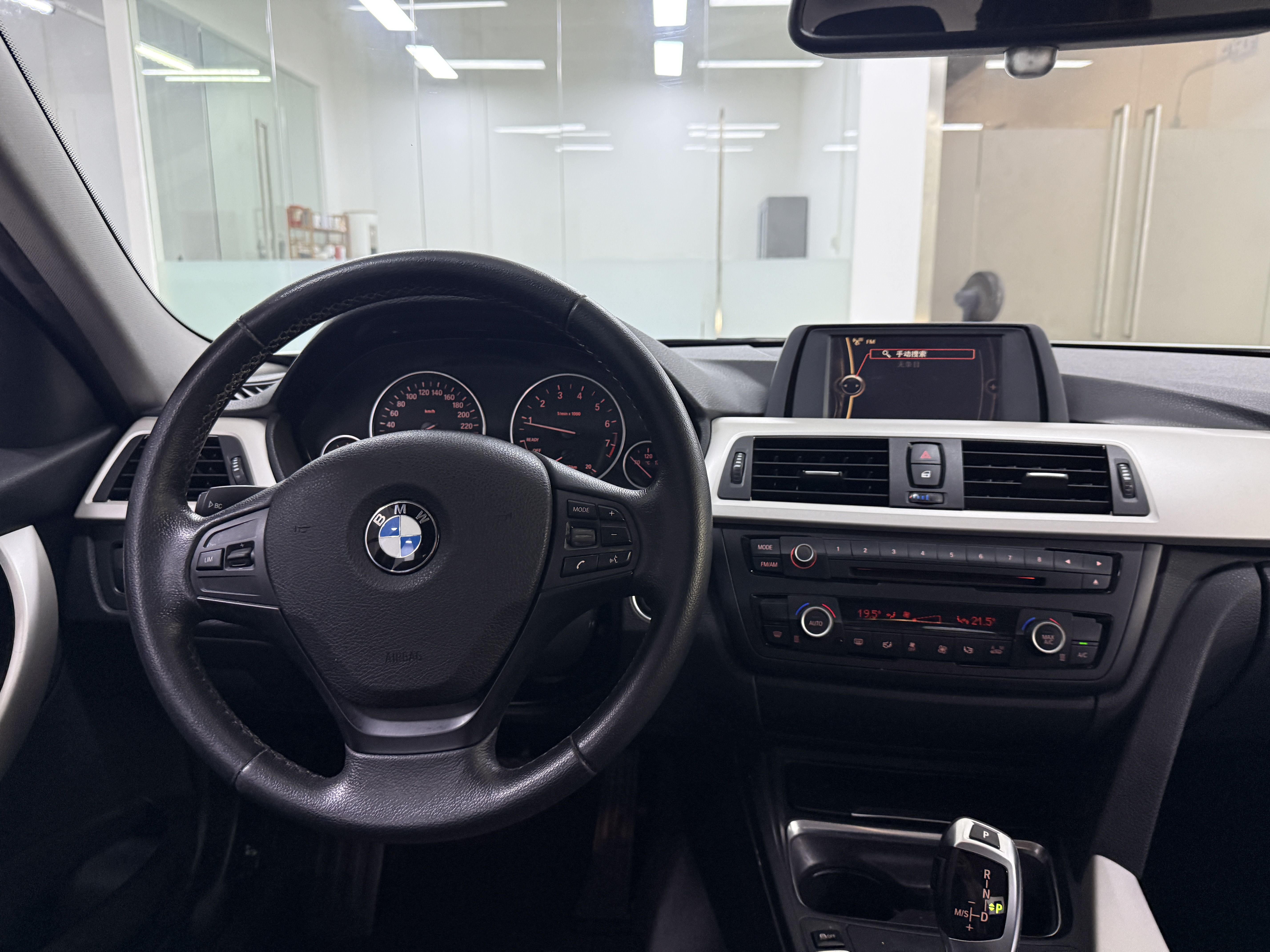 BMW 3 Series 2014 car image #7