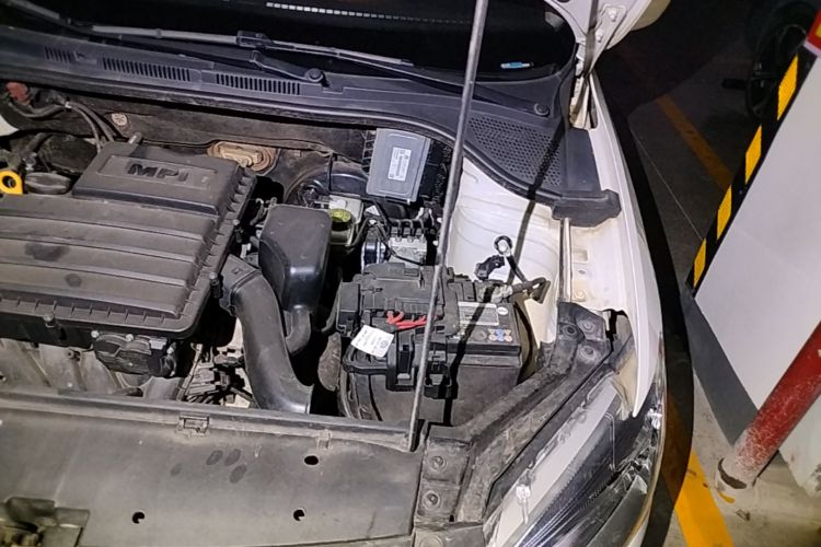 Volkswagen Santana 2016 car image #24