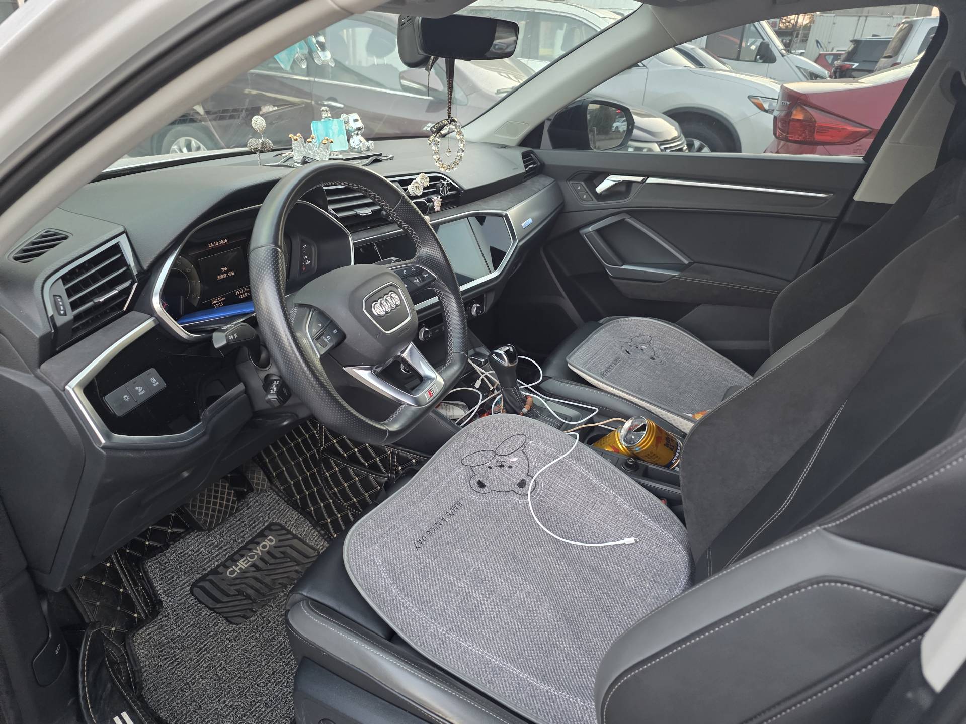 Audi Q3 Sportback 2022 #5 Audi Q3 Sportback 2022 صورة سيارة #5