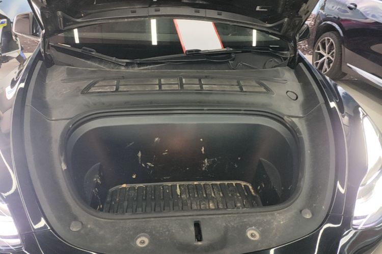 Tesla Model Y 2023 #20 Tesla Model Y 2023 car image #20