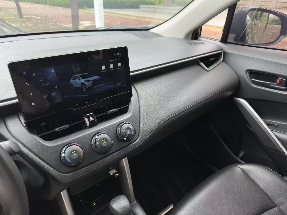 Toyota Corolla Cross 2024 car image #6