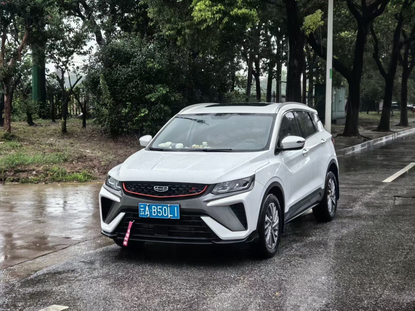 GEELY Coolray 2022 car image 