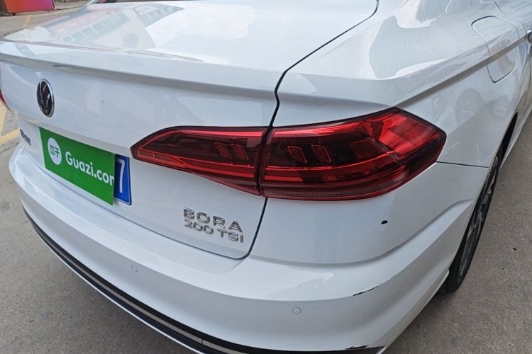 Volkswagen Bora 2022 car image #8