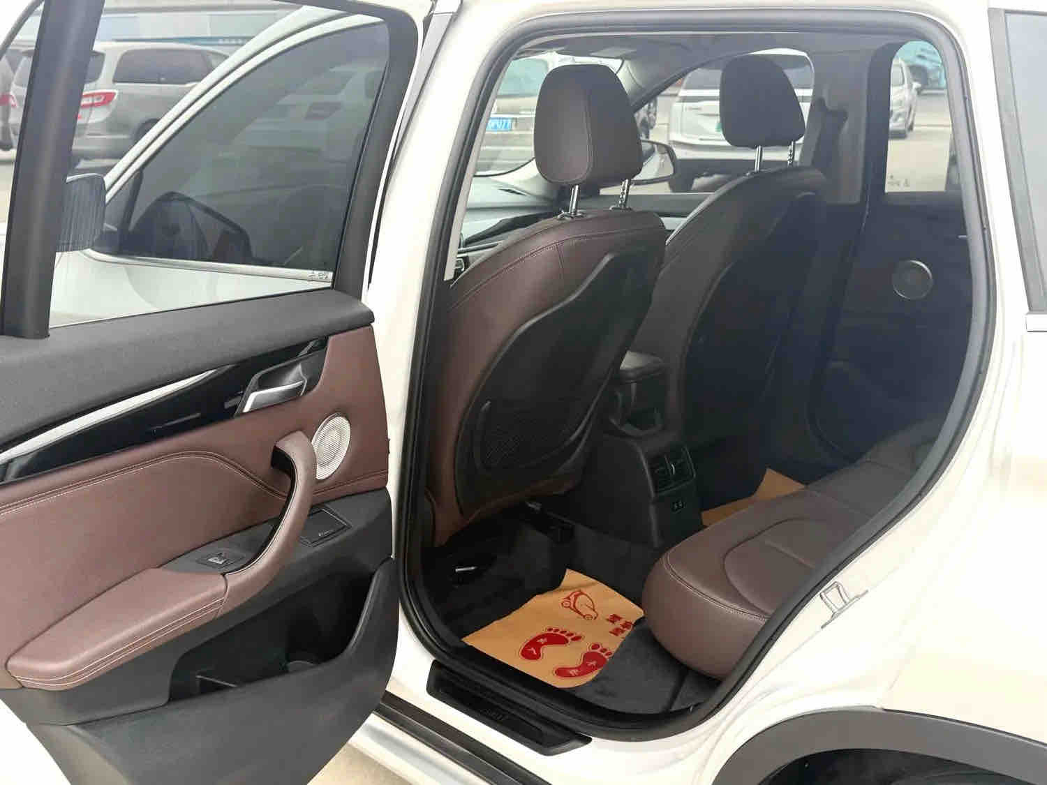 BMW X1 2023 car image #4