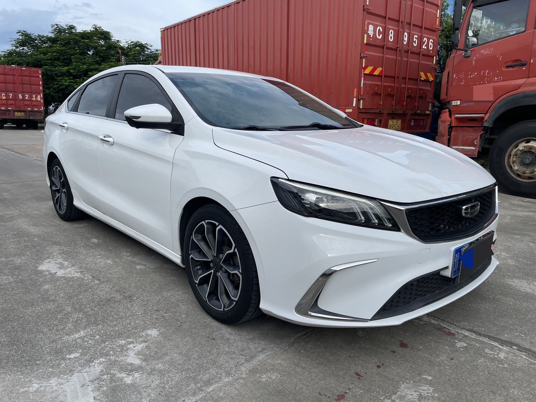 GEELY Binray 2022 car image #2