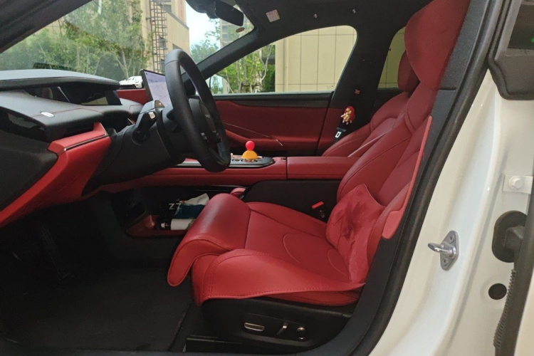 MI SU7 2025 car image #19