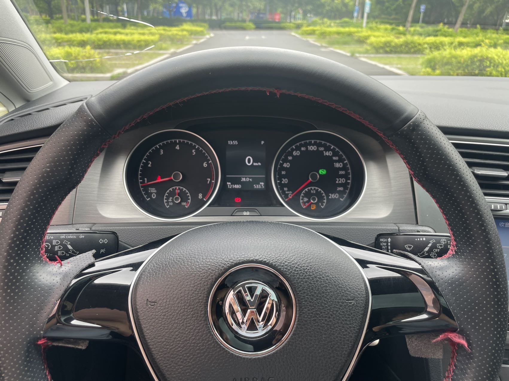 Volkswagen Golf 2014 car image #15