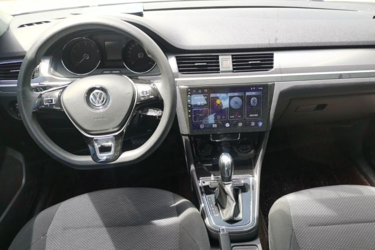 Volkswagen Bora 2021 car image #10