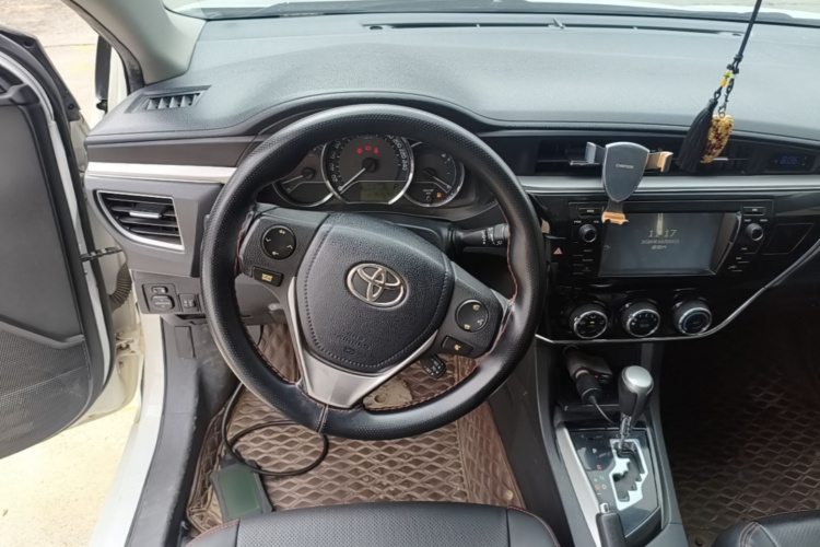 Toyota Corolla 2017 car image #11