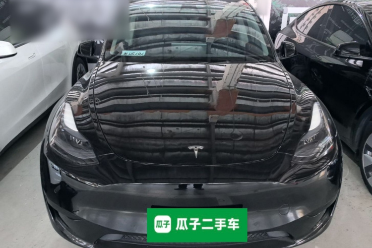 Tesla Model Y 2023 #3 Tesla Model Y 2023 صورة سيارة #3