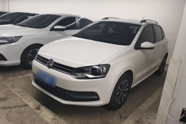 Volkswagen Polo 2015 #2 Volkswagen Polo 2015 car image #2