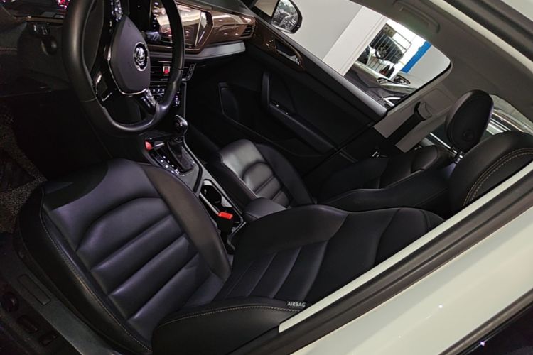 Volkswagen Tharu 2020 image de voiture #15