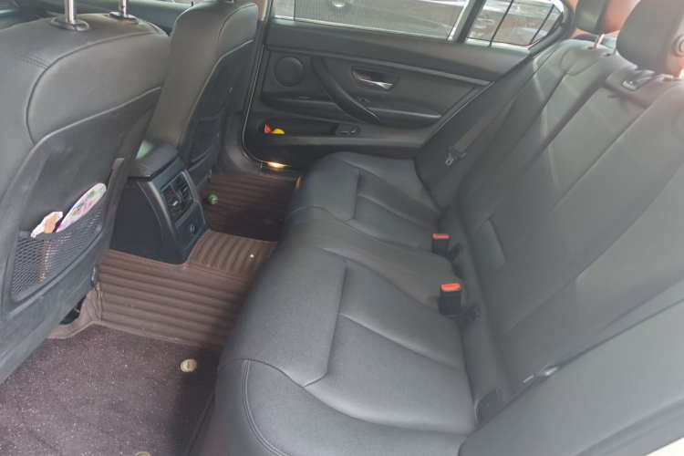 BMW 3 Series 2017 #14 BMW 3 Series 2017 car image #14