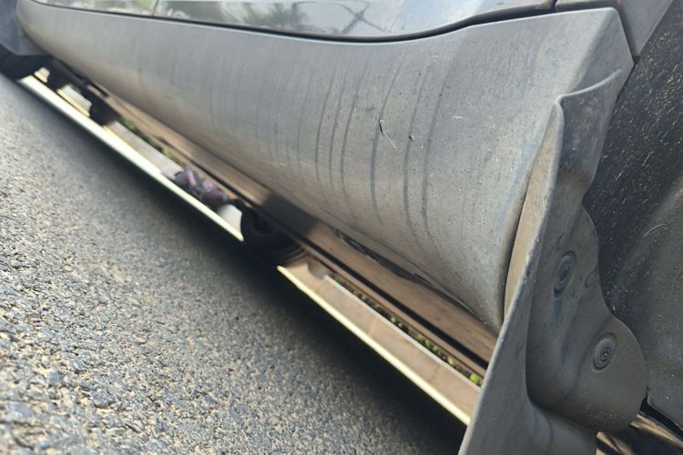 Tesla Model Y 2024 car image #21