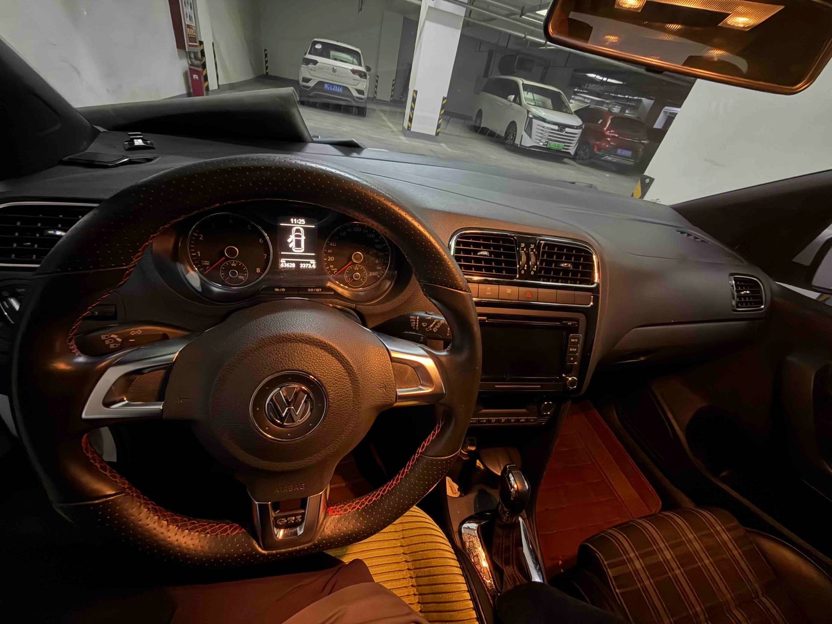 Volkswagen Polo 2014 #4 Volkswagen Polo 2014 car image #4