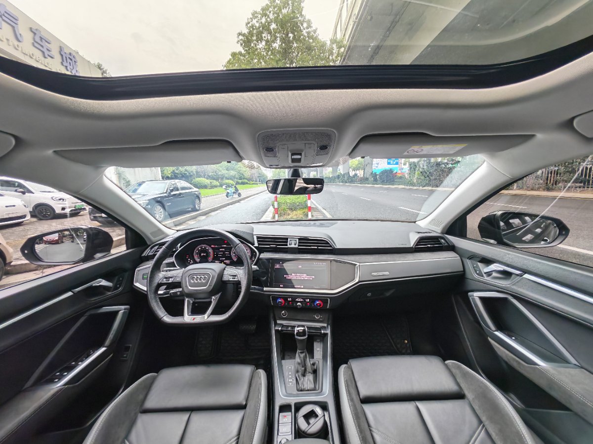 Audi Q3 Sportback 2023 #6 Audi Q3 Sportback 2023 car image #6