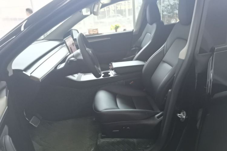 Tesla Model Y 2023 #15 Tesla Model Y 2023 immagine di auto #15