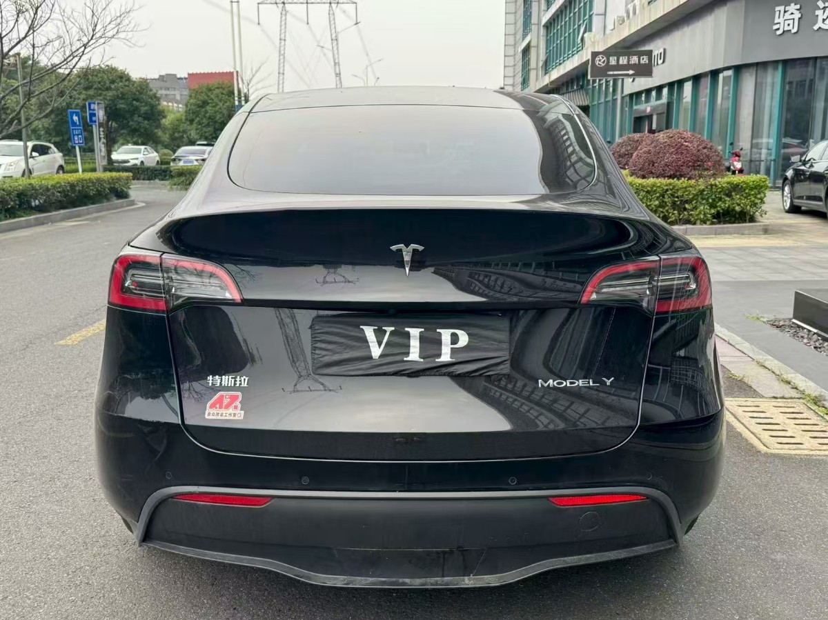 Tesla Model Y 2022 car image #8