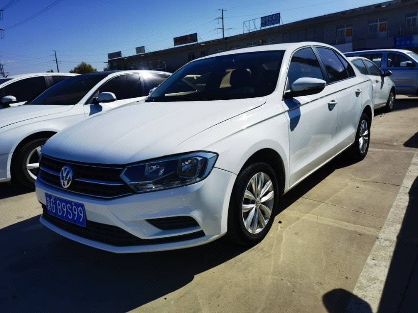 Volkswagen Bora 2016 image de voiture 